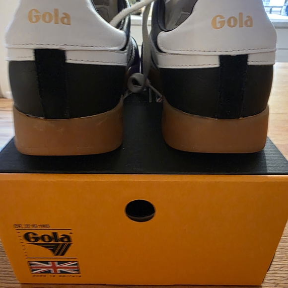 Gola Womens Black and White Sneakers - Picture 2 of 7